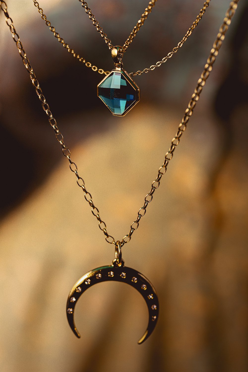 Thread of Light silver necklace (demonstration image)