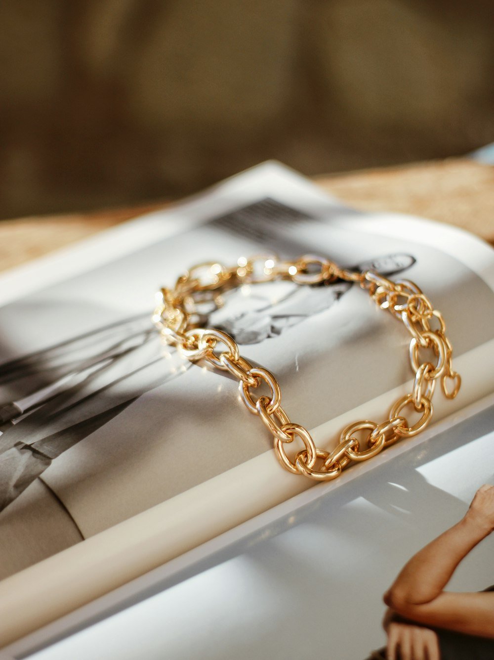 Necklace worn against light fabric (demonstration image)